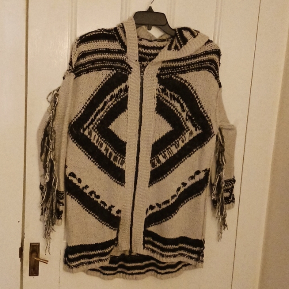 FREE PEOPLE Zip front hooded sweater, cream/black motif, size L